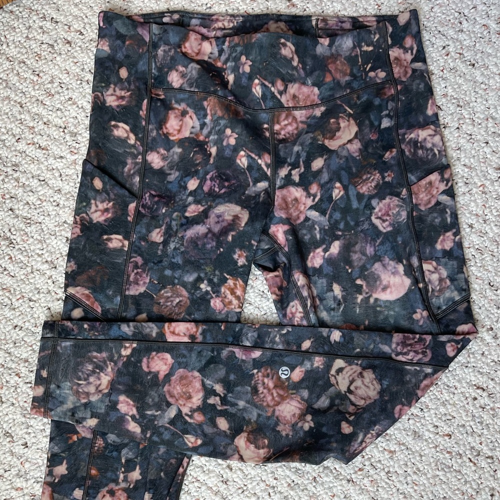 Lululemon Wunder Under Leggings Size 10